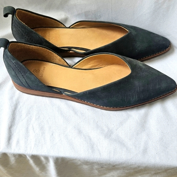Brand New Bill Blass Sybil  Blue Grey Suede Pointed Toe Slip On Women's 6.5 - Picture 5 of 7